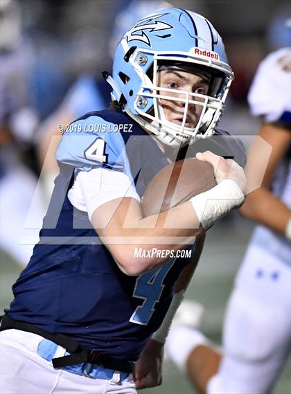 Thumbnail 2 in Serra vs. Corona Del Mar ( CIF State DIV 1A Championship Final) photogallery.