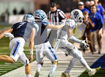 Thumbnail 1 in Serra vs. Corona Del Mar ( CIF State DIV 1A Championship Final) photogallery.