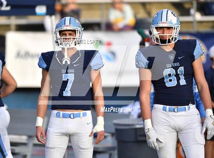 Thumbnail 2 in Serra vs. Corona Del Mar ( CIF State DIV 1A Championship Final) photogallery.