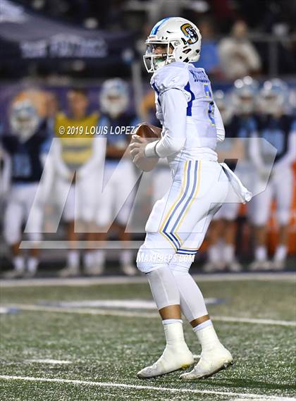 Thumbnail 1 in Serra vs. Corona Del Mar ( CIF State DIV 1A Championship Final) photogallery.