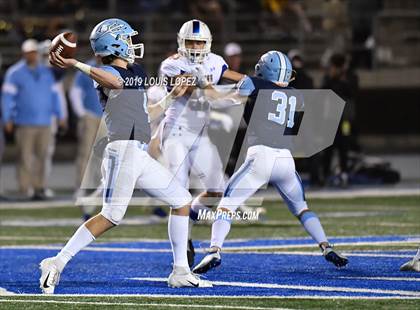 Thumbnail 2 in Serra vs. Corona Del Mar ( CIF State DIV 1A Championship Final) photogallery.