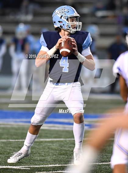 Thumbnail 3 in Serra vs. Corona Del Mar ( CIF State DIV 1A Championship Final) photogallery.