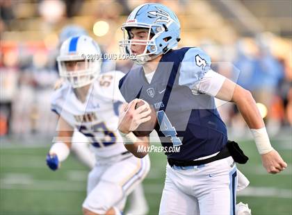 Thumbnail 3 in Serra vs. Corona Del Mar ( CIF State DIV 1A Championship Final) photogallery.