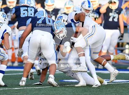 Thumbnail 2 in Serra vs. Corona Del Mar ( CIF State DIV 1A Championship Final) photogallery.