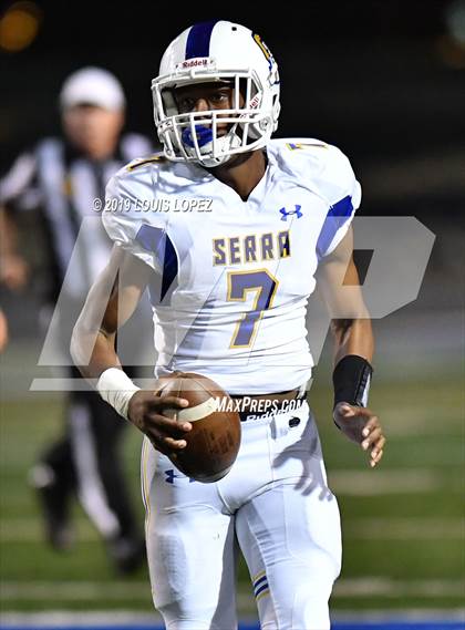Thumbnail 3 in Serra vs. Corona Del Mar ( CIF State DIV 1A Championship Final) photogallery.
