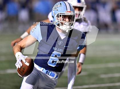 Thumbnail 2 in Serra vs. Corona Del Mar ( CIF State DIV 1A Championship Final) photogallery.