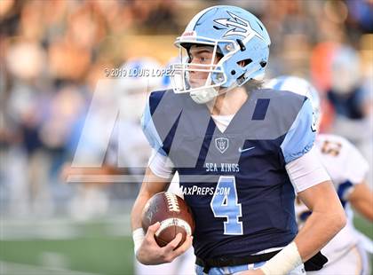 Thumbnail 1 in Serra vs. Corona Del Mar ( CIF State DIV 1A Championship Final) photogallery.
