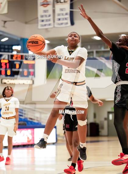 Thumbnail 1 in Hephzibah vs Evans (100 Black Men of Augusta Thanksgiving Classic) photogallery.