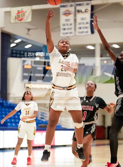 Thumbnail 2 in Hephzibah vs Evans (100 Black Men of Augusta Thanksgiving Classic) photogallery.