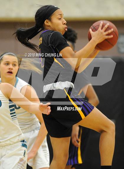Thumbnail 1 in Lynwood @ Aliso Niguel (CIF SS D2AA Semifinal) photogallery.