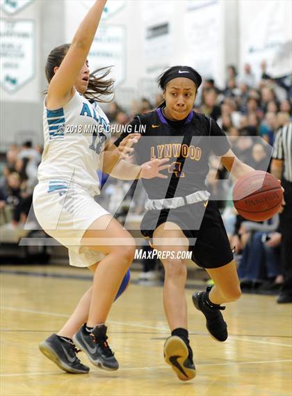 Thumbnail 1 in Lynwood @ Aliso Niguel (CIF SS D2AA Semifinal) photogallery.