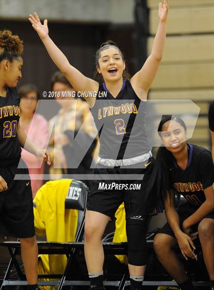 Thumbnail 3 in Lynwood @ Aliso Niguel (CIF SS D2AA Semifinal) photogallery.