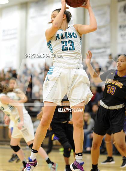 Thumbnail 3 in Lynwood @ Aliso Niguel (CIF SS D2AA Semifinal) photogallery.