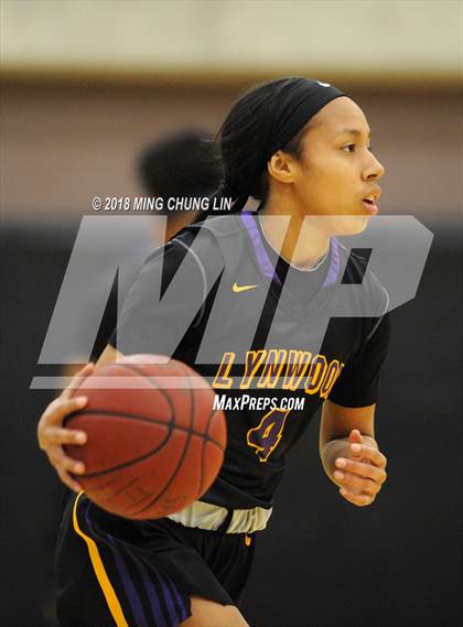 Thumbnail 3 in Lynwood @ Aliso Niguel (CIF SS D2AA Semifinal) photogallery.