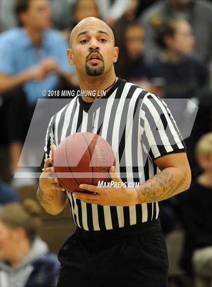 Thumbnail 2 in Lynwood @ Aliso Niguel (CIF SS D2AA Semifinal) photogallery.