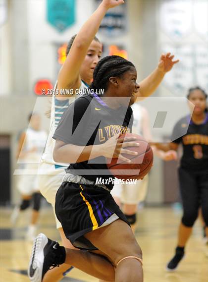Thumbnail 2 in Lynwood @ Aliso Niguel (CIF SS D2AA Semifinal) photogallery.