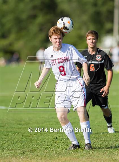 Thumbnail 1 in Wilson vs. City Honors (Amherst tournament) photogallery.