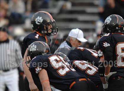 Thumbnail 2 in South Hadley vs. Tantasqua (MIAA Division 2 Central/West Final) photogallery.