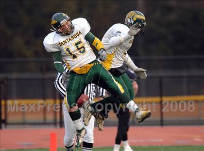 Thumbnail 1 in South Hadley vs. Tantasqua (MIAA Division 2 Central/West Final) photogallery.