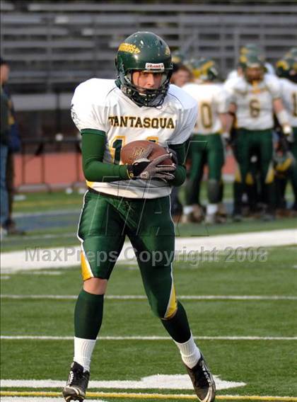 Thumbnail 3 in South Hadley vs. Tantasqua (MIAA Division 2 Central/West Final) photogallery.