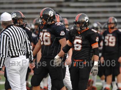 Thumbnail 2 in South Hadley vs. Tantasqua (MIAA Division 2 Central/West Final) photogallery.