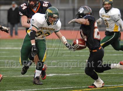 Thumbnail 1 in South Hadley vs. Tantasqua (MIAA Division 2 Central/West Final) photogallery.