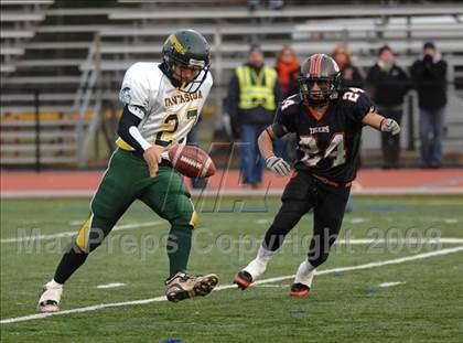 Thumbnail 1 in South Hadley vs. Tantasqua (MIAA Division 2 Central/West Final) photogallery.