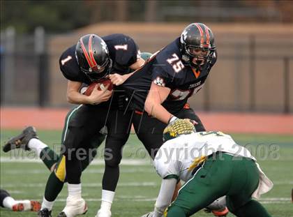 Thumbnail 2 in South Hadley vs. Tantasqua (MIAA Division 2 Central/West Final) photogallery.