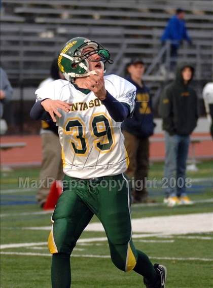 Thumbnail 2 in South Hadley vs. Tantasqua (MIAA Division 2 Central/West Final) photogallery.