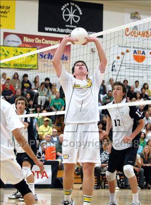 Thumbnail 3 in Mira Costa vs Newport Harbor (CIF SS D1 Final) photogallery.