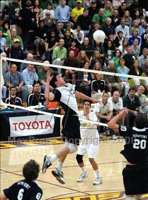Thumbnail 3 in Mira Costa vs Newport Harbor (CIF SS D1 Final) photogallery.