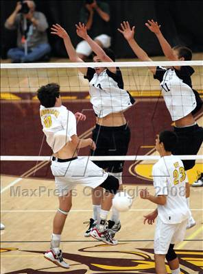 Thumbnail 1 in Mira Costa vs Newport Harbor (CIF SS D1 Final) photogallery.