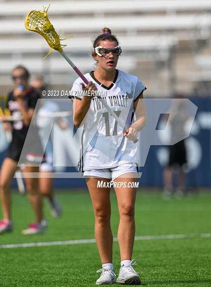Thumbnail 2 in Archbishop Carroll vs. Twin Valley (PIAA 2A Championship) photogallery.