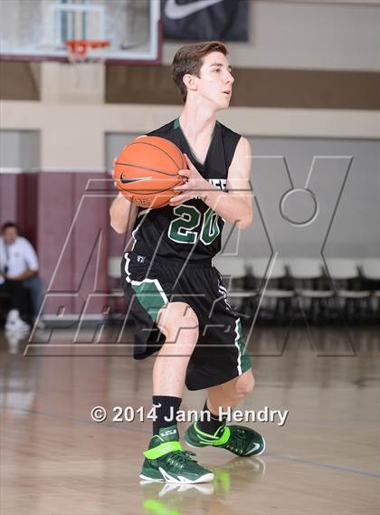 Thumbnail 3 in Costa Mesa vs. Rancho Mirage (MaxPreps Holiday Classic) photogallery.