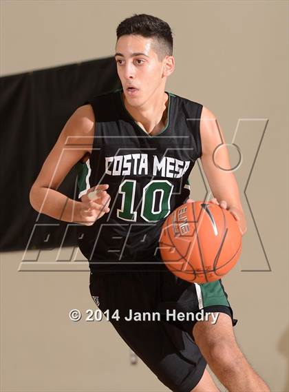 Thumbnail 3 in Costa Mesa vs. Rancho Mirage (MaxPreps Holiday Classic) photogallery.