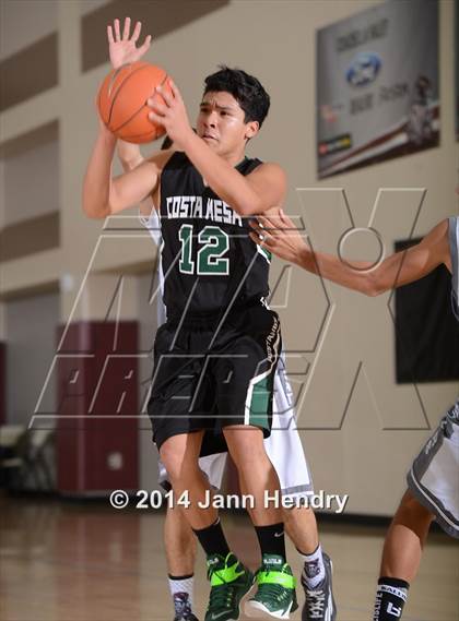 Thumbnail 2 in Costa Mesa vs. Rancho Mirage (MaxPreps Holiday Classic) photogallery.