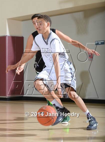 Thumbnail 2 in Costa Mesa vs. Rancho Mirage (MaxPreps Holiday Classic) photogallery.