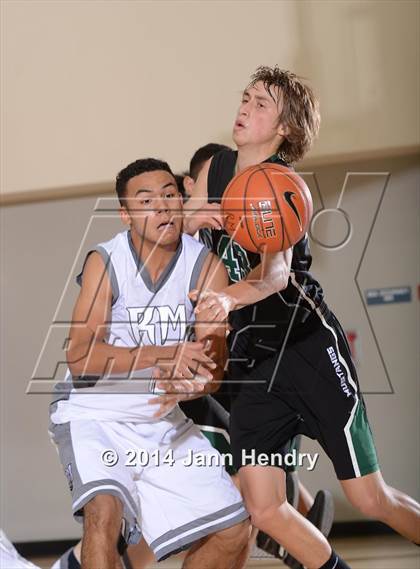 Thumbnail 2 in Costa Mesa vs. Rancho Mirage (MaxPreps Holiday Classic) photogallery.