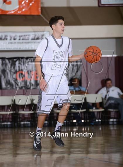 Thumbnail 2 in Costa Mesa vs. Rancho Mirage (MaxPreps Holiday Classic) photogallery.