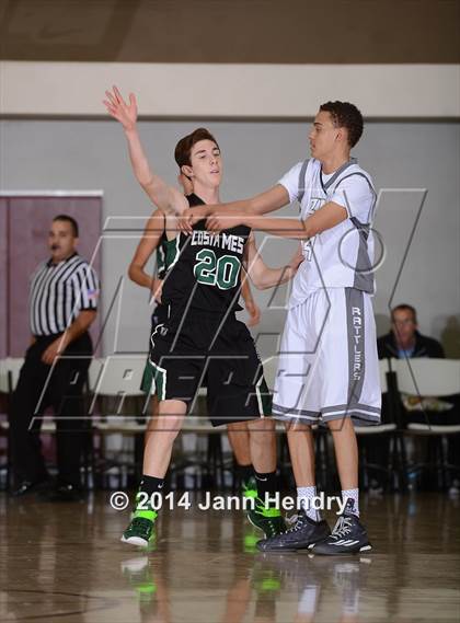 Thumbnail 3 in Costa Mesa vs. Rancho Mirage (MaxPreps Holiday Classic) photogallery.