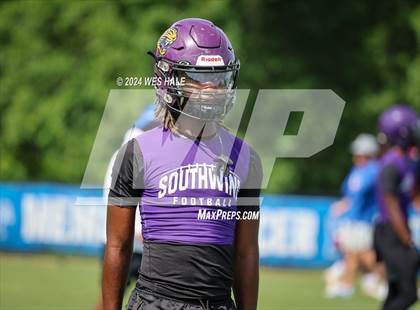 Thumbnail 2 in Huntsville vs Southwind (U of Memphis 7v7) photogallery.