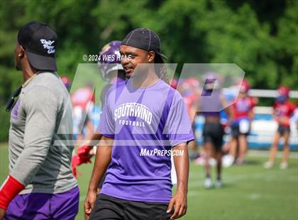 Thumbnail 3 in Huntsville vs Southwind (U of Memphis 7v7) photogallery.