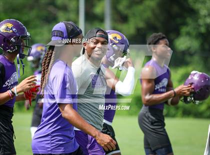 Thumbnail 2 in Huntsville vs Southwind (U of Memphis 7v7) photogallery.
