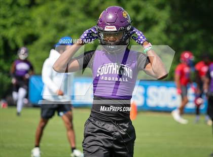 Thumbnail 1 in Huntsville vs Southwind (U of Memphis 7v7) photogallery.