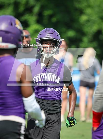 Thumbnail 3 in Huntsville vs Southwind (U of Memphis 7v7) photogallery.