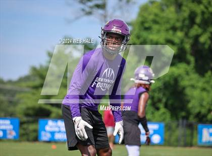 Thumbnail 1 in Huntsville vs Southwind (U of Memphis 7v7) photogallery.
