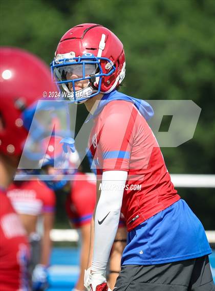 Thumbnail 3 in Huntsville vs Southwind (U of Memphis 7v7) photogallery.