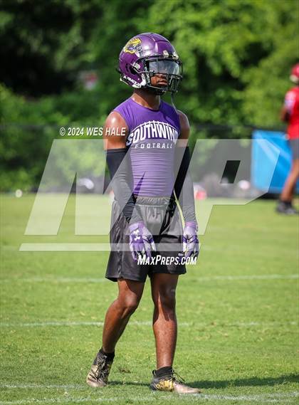 Thumbnail 3 in Huntsville vs Southwind (U of Memphis 7v7) photogallery.