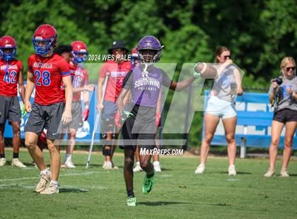 Thumbnail 2 in Huntsville vs Southwind (U of Memphis 7v7) photogallery.