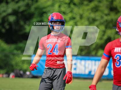 Thumbnail 1 in Huntsville vs Southwind (U of Memphis 7v7) photogallery.